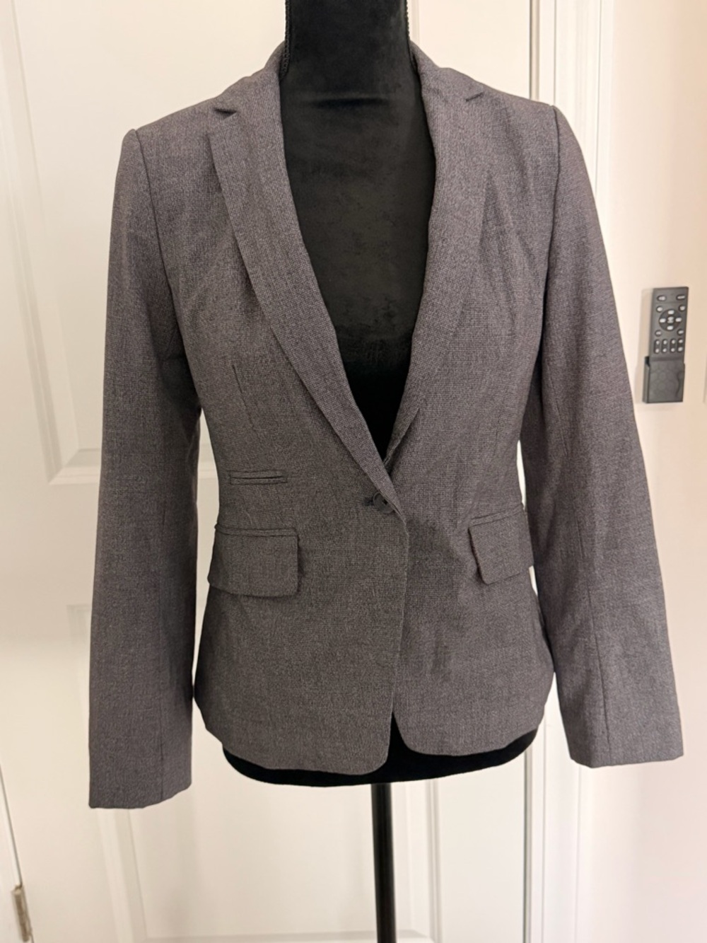 Banana Republic Tailored Gray Blazer Size 0